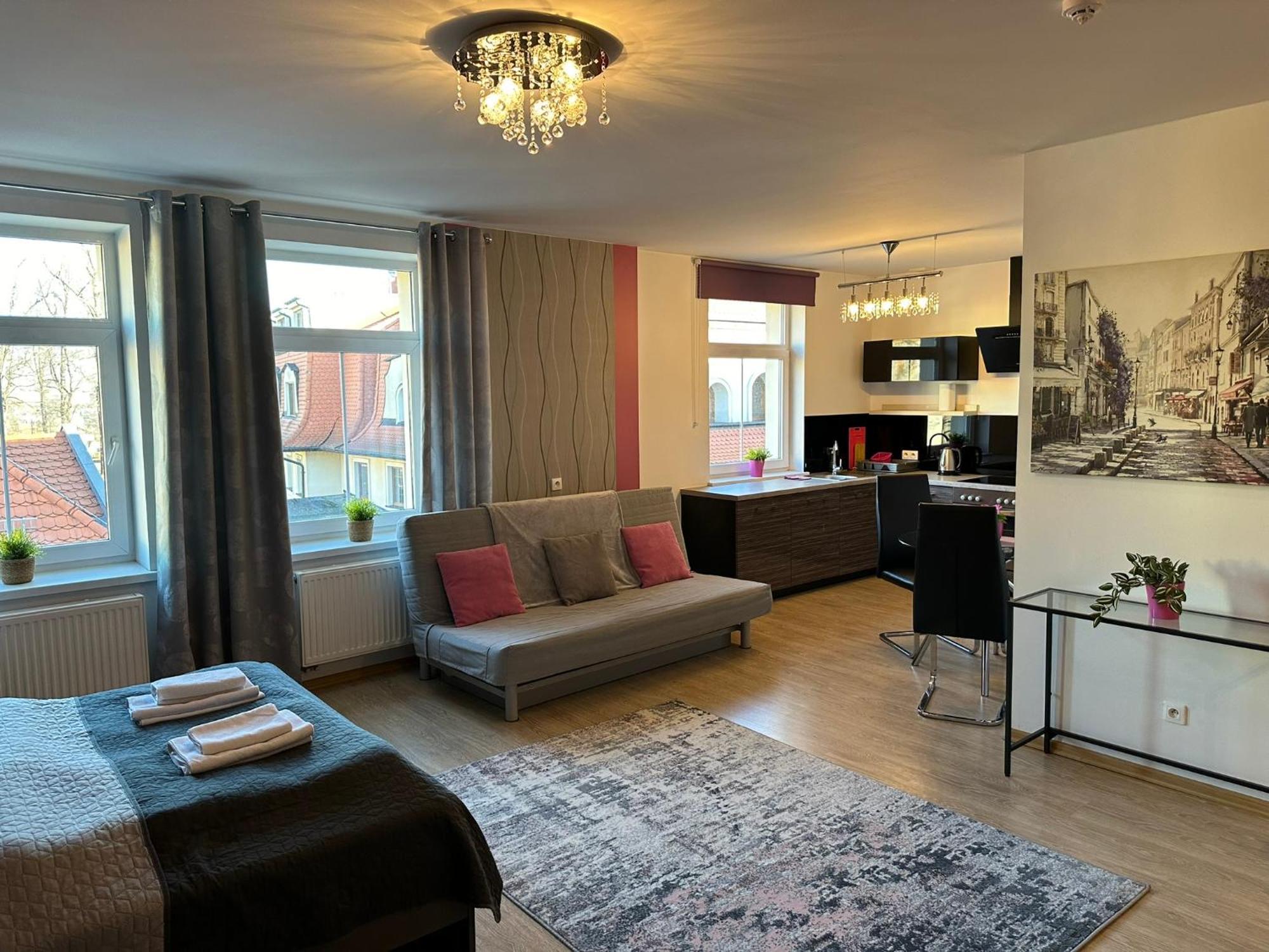 Apartamenty Edk Jelenia Gora Exterior photo