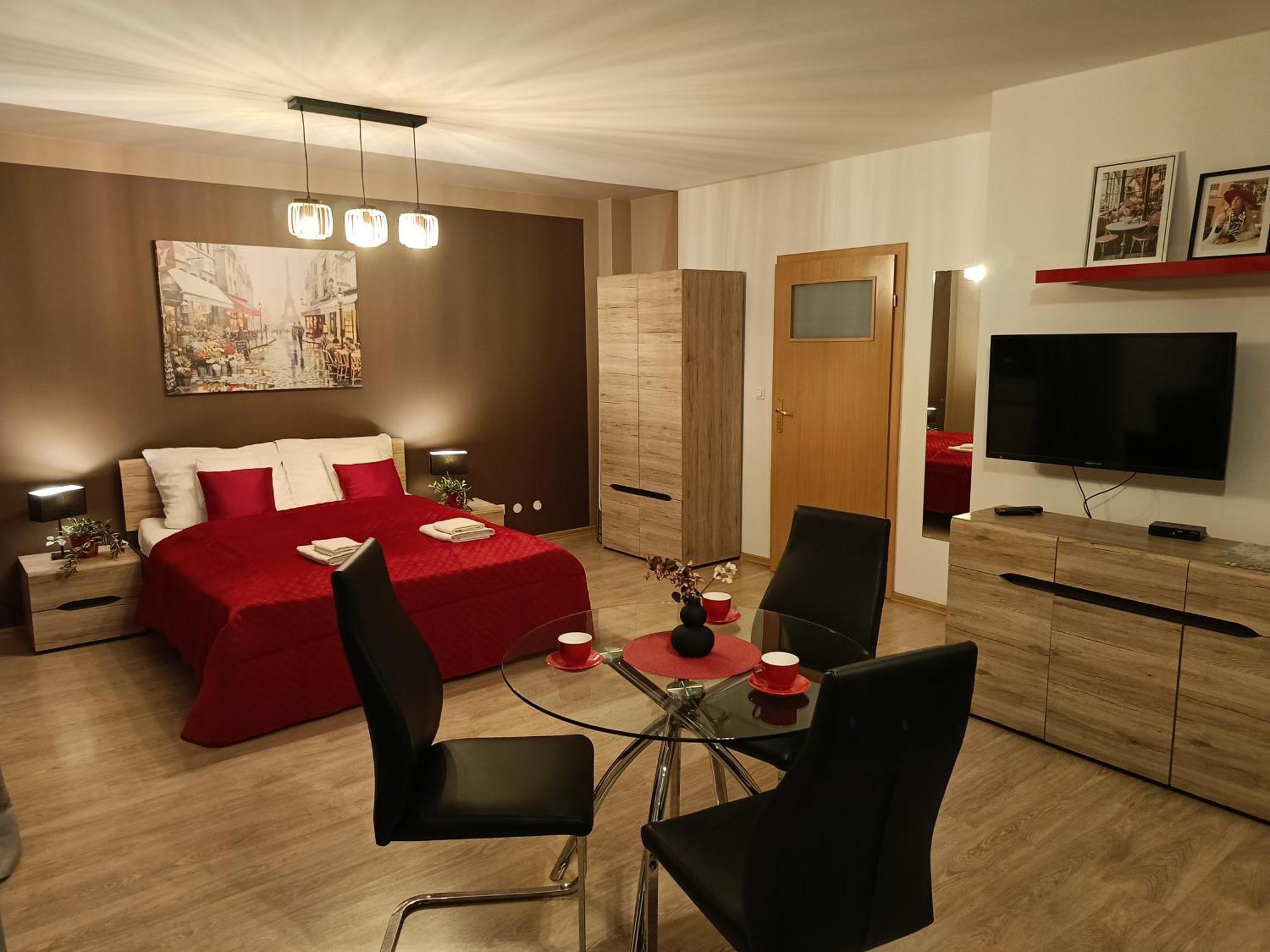 Apartamenty Edk Jelenia Gora Exterior photo